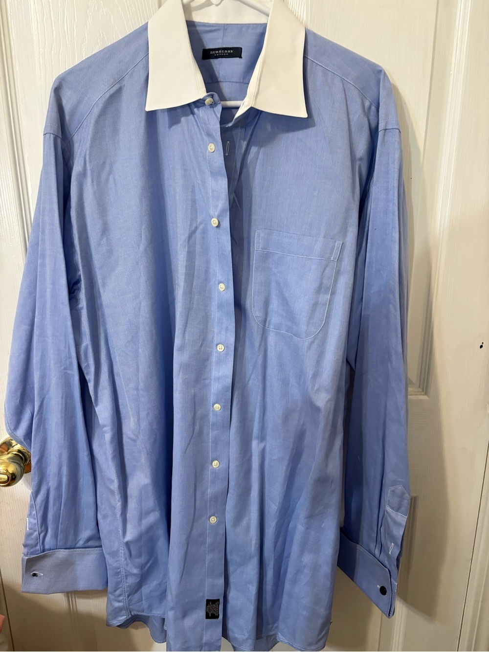 Burberry Men's Light Blue Dress Shirt with White Contrast Collar